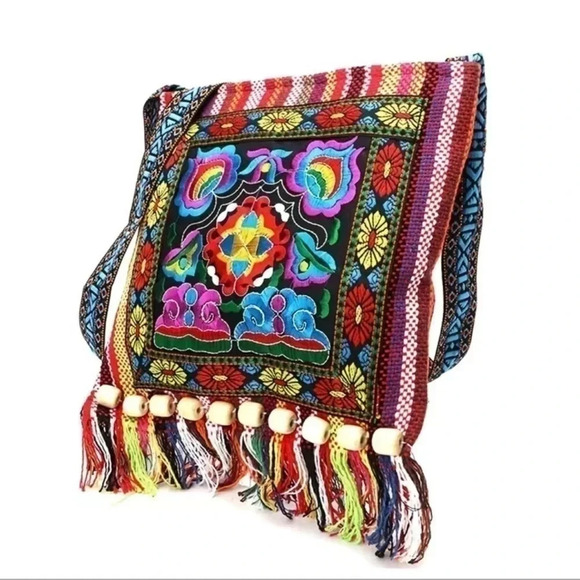 1 LEFT! Bohemian Embroidered Tassel Decor Crossbody Purse - Picture 3 of 3